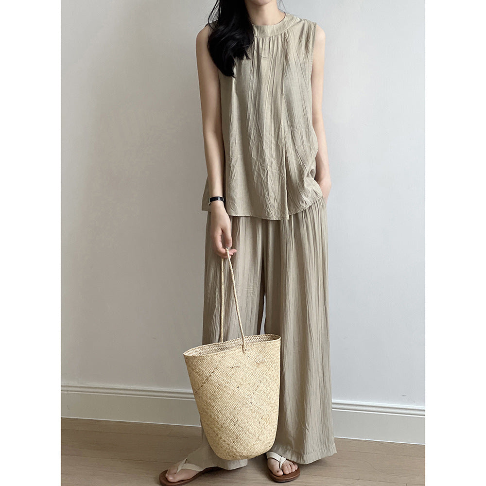Stylish Sleeveless Vest & Pant Set