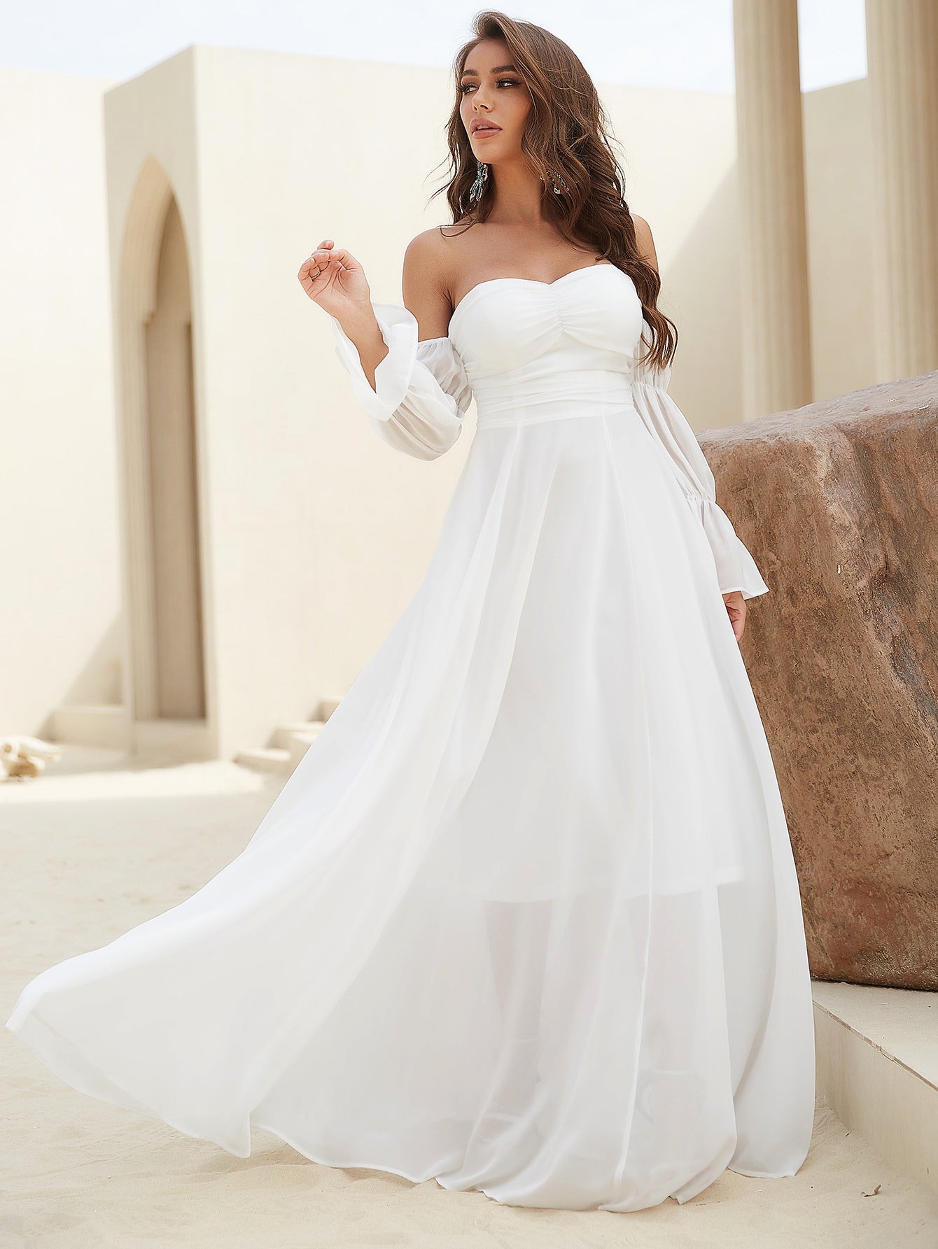 White Long Sleeves Chiffon Dress